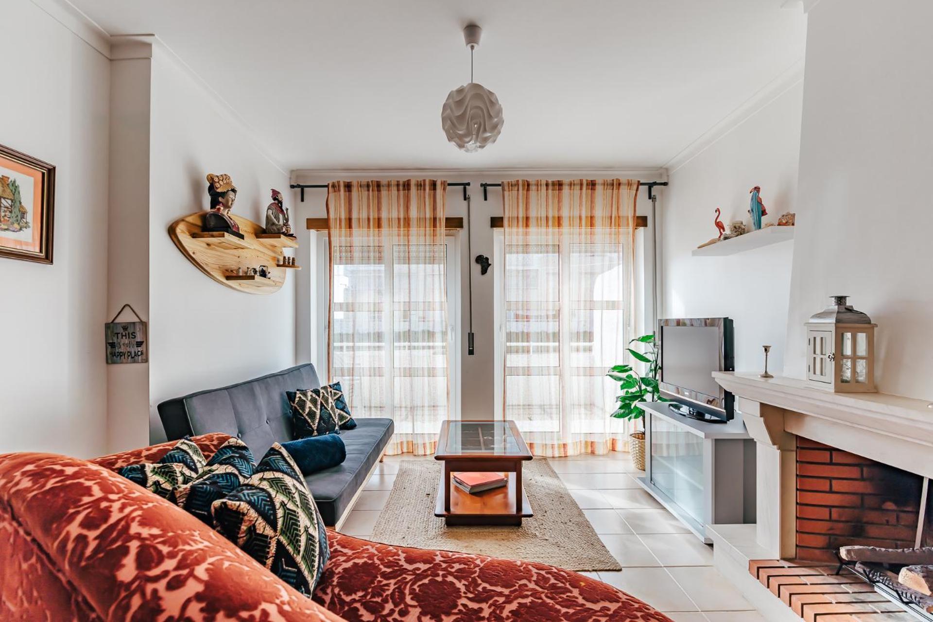 Front Apartment Ferrel (Leiria)