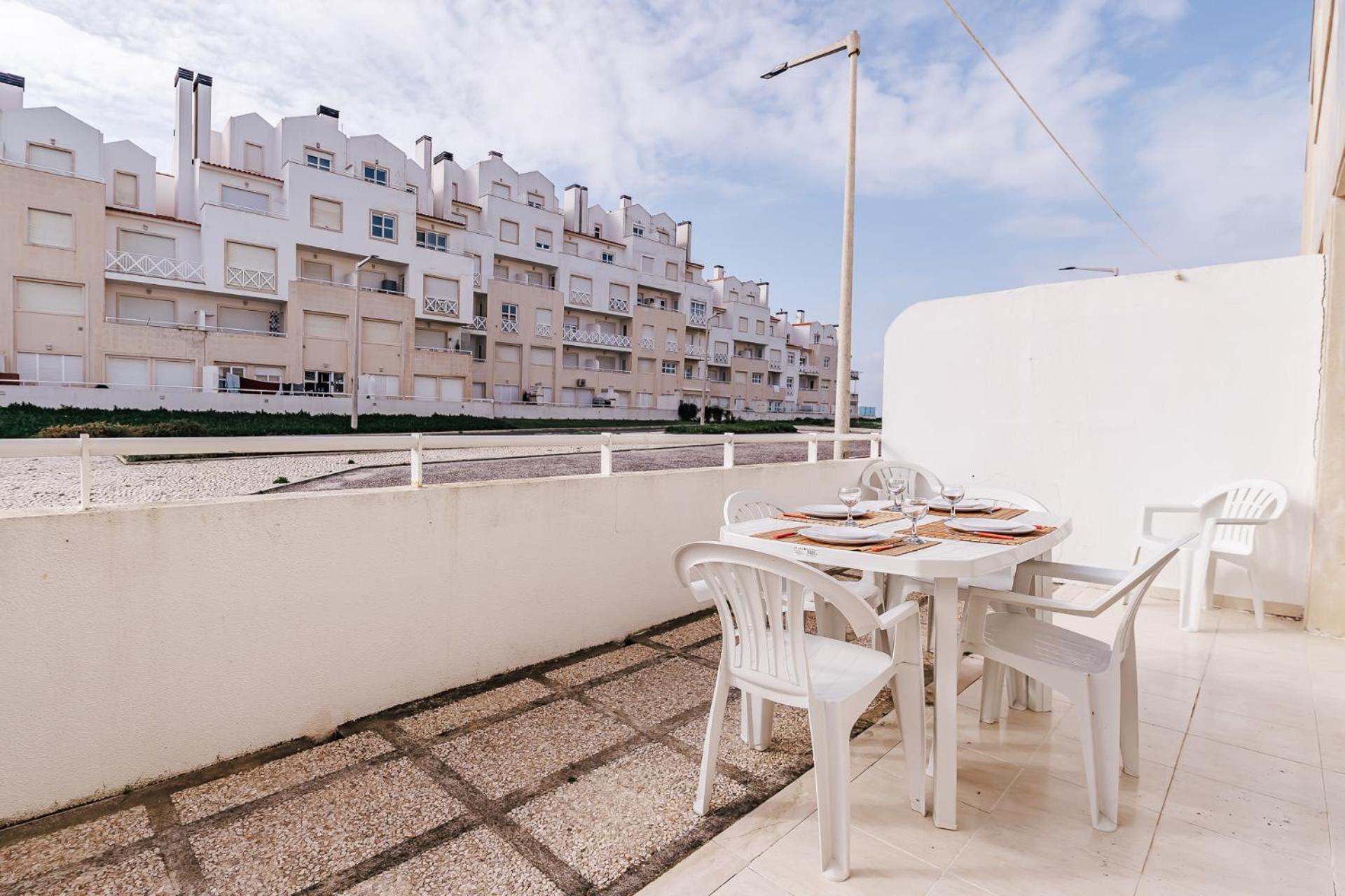 Front * Ferrel (Leiria)