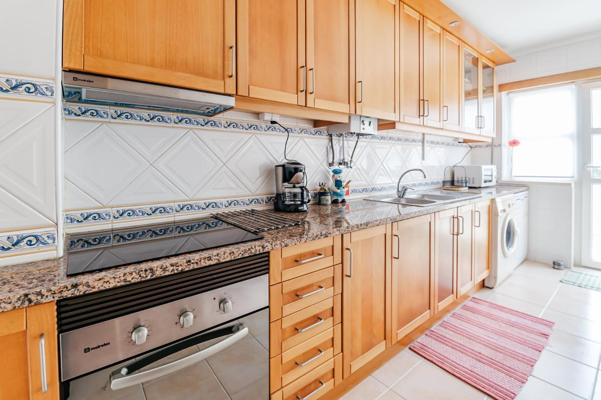 Front Apartment *